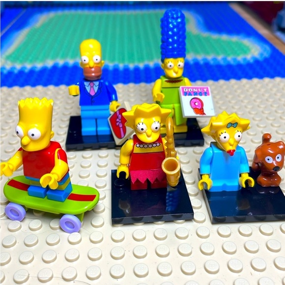 The Simpsons - Picture 5 of 6